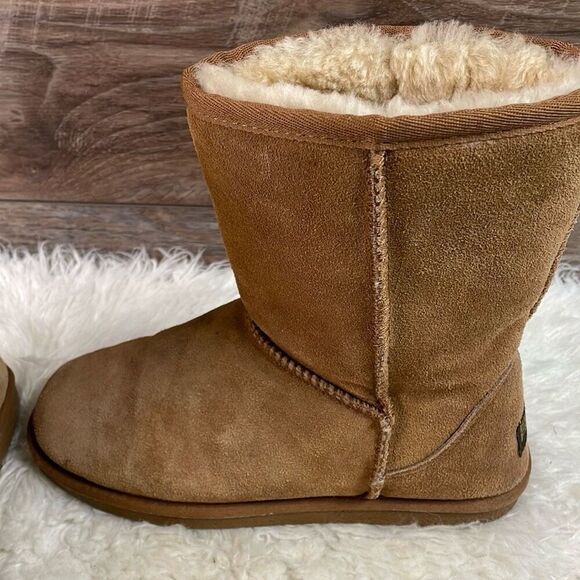 BEACH FEET Suede Sheepskin Wool Lined Classic Low Chestnut Women’s Boot Size 8 - Picture 16 of 16